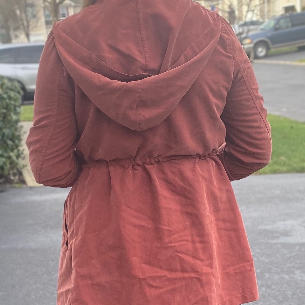Divided Rust Jacket with Hood - Picture 12 of 12
